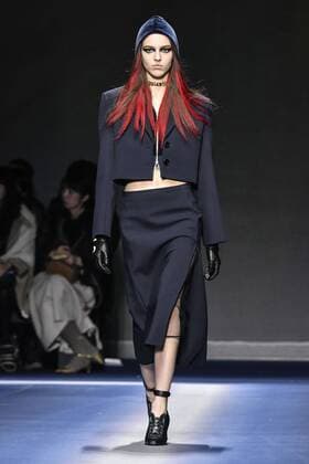 Milan woman s Fashion Week Fall Winter 2017 2018. Milano Moda donna , autunno inverno 2017 2018 . Versace fashion show Pictured: Model  Copyright: xRiccardoxGiordanoxSickix xIPAx xFotosickix
