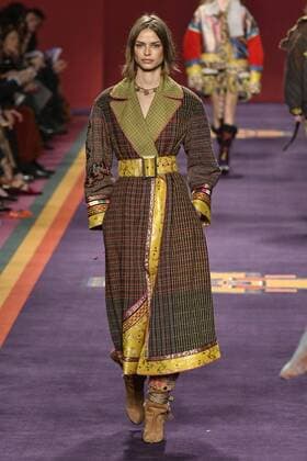 Milan woman s Fashion Week Fall Winter 2017 2018. Milano Moda donna , autunno inverno 2017 2018 . ETRO fashion show Pictured: Model  Copyright: xRiccardoxGiordanoxSickix xIPAx xFotosickix