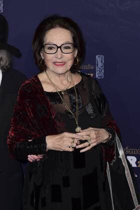 Nana Mouskouri - 42. Preisverleihung Cesar 2017 in Paris, Frankreich - 24 02 2017 JBAutissier Panoramic 