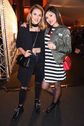 Anna Maria Damm mit Schwester Katharina Damm Premiere von Robin Schulz - The Movie im Cinemaxx Dammtor in Hamburg am 24.02.2017