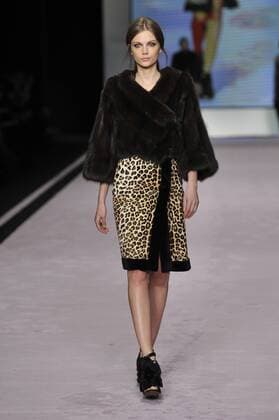 Italy: Pajero Fur Show A model walks the runway at the Pajero Fur show during Milan Fashion Week Fall Winter 2017 18.  GaetanoxPiazzolla