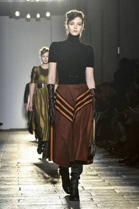 Milan woman s Fashion Week Fall Winter 2017 2018. Milano Moda donna , autunno inverno 2017 2018 . Bottega Veneta fashion show Pictured: Nieves Alvarez  Copyright: xRiccardoxGiordanoxSickix xIPAx xFotosickix