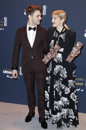 Xavier Dolan et Nancy Grant ( Cesar ausländischer Film, Nur für das Ende der Welt ) CELEBRITES : Photocall des Cesars au Fouquets - 24 02 2017 GwendolineLeGoff Panoramic 