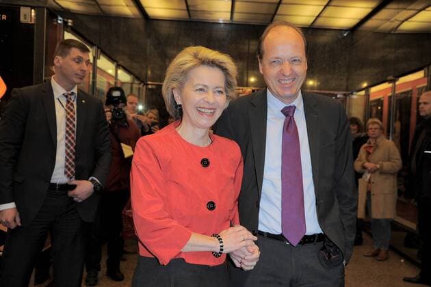 Ursula von der Leyen, Heiko von der Leyen Premiere Alles muss Glaenzen im Theater am Kudamm in Berlin am 25.02.2017