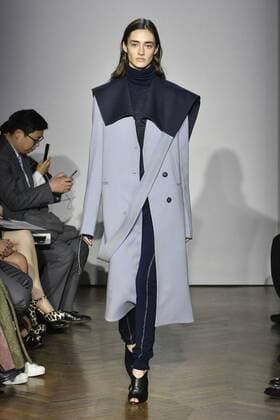 Milan woman s Fashion Week Fall Winter 2017 2018. Gabriele Colangelo Fashionshow Pictured: Model  Copyright: xRiccardoxGiordanoxSickix xIPAx xFotosickix