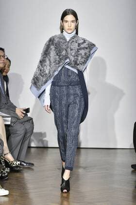 Milan woman s Fashion Week Fall Winter 2017 2018. Gabriele Colangelo Fashionshow Pictured: Model  Copyright: xRiccardoxGiordanoxSickix xIPAx xFotosickix