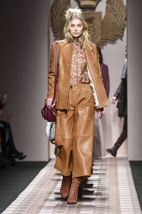 Milan woman s Fashion Week Fall Winter 2017 2018. Milano Moda donna , autunno inverno 2017 2018 . Trussardi fashion show Pictured: model  Copyright: xRiccardoxGiordanoxSickix xIPAx xFotosickix