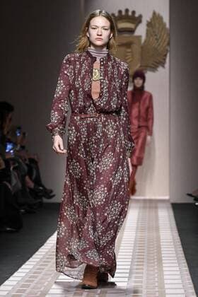 Milan woman s Fashion Week Fall Winter 2017 2018. Milano Moda donna , autunno inverno 2017 2018 . Trussardi fashion show Pictured: model  Copyright: xRiccardoxGiordanoxSickix xIPAx xFotosickix