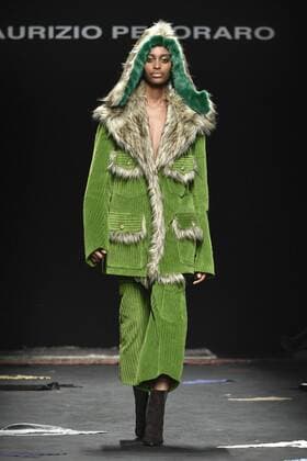 Bilder des Tages Milan woman s Fashion Week Fall Winter 2017 2018. Milano Moda donna , autunno inverno 2017 2018 . Maurizio Pecoraro fashion show Pictured: model  Copyright: xRiccardoxGiordanoxSickix xIPAx xFotosickix