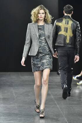 Milan woman s Fashion Week Fall Winter 2017 2018. Milano Moda donna , autunno inverno 2017 2018 . Moschillo fashion show Pictured: model  Copyright: xRiccardoxGiordanoxSickix xIPAx xFotosickix