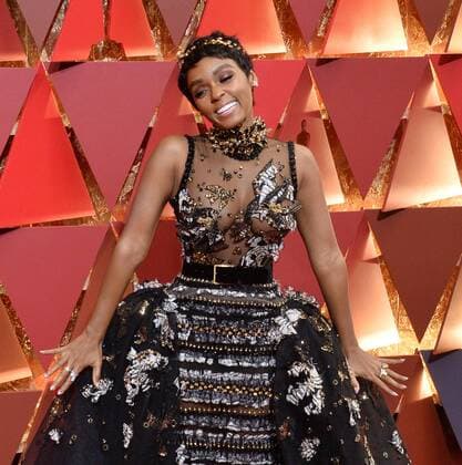 Actress singer Janelle Monae arrives on the red carpet for the 89th annual Academy Awards at the Dolby Theatre in the Hollywood section of Los Angeles on February 26, 2017.  LAP20170226709 JIMxRUYMEN