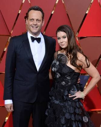 Actor Vince Vaughn (L) and Kyla Weber arrive on the red carpet for the 89th annual Academy Awards at the Dolby Theatre in the Hollywood section of Los Angeles on February 26, 2017.  LAP20170226718 JIMxRUYMEN
