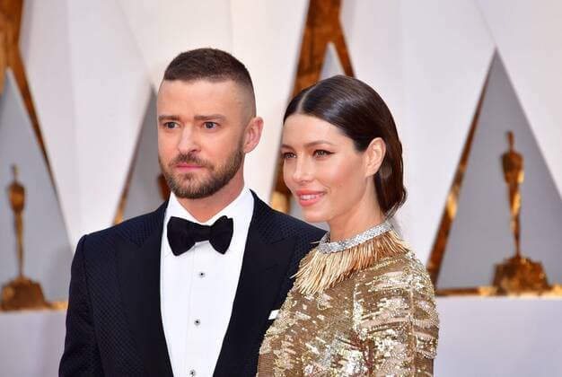 Justin Timberlake and Jessica Biel arrive on the red carpet for the 89th annual Academy Awards at the Dolby Theatre in the Hollywood section of Los Angeles on February 26, 2017.  LAP2017022715 KEVINxDIETSCH