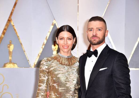 Justin Timberlake and Jessica Biel arrive on the red carpet for the 89th annual Academy Awards at the Dolby Theatre in the Hollywood section of Los Angeles on February 26, 2017.  LAP2017022723 KEVINxDIETSCH