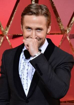 Actor Ryan Gosling arrives on the red carpet for the 89th annual Academy Awards at the Dolby Theatre in the Hollywood section of Los Angeles on February 26, 2017.  LAP20170226380 JIMxRUYMEN