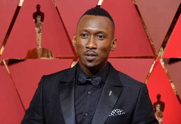 Actor Mahershala Ali arrives on the red carpet for the 89th annual Academy Awards at the Dolby Theatre in the Hollywood section of Los Angeles on February 26, 2017.  LAP20170226385 JIMxRUYMEN