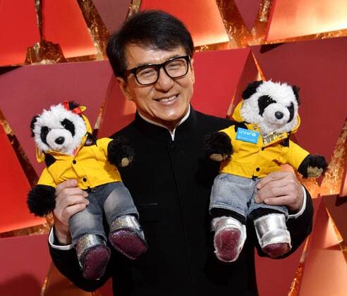 Martial artist Jackie Chan arrives on the red carpet for the 89th annual Academy Awards at the Dolby Theatre in the Hollywood section of Los Angeles on February 26, 2017.  LAP20170226390 JIMxRUYMEN