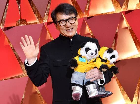 Martial artist Jackie Chan arrives on the red carpet for the 89th annual Academy Awards at the Dolby Theatre in the Hollywood section of Los Angeles on February 26, 2017.  LAP20170226393 JIMxRUYMEN