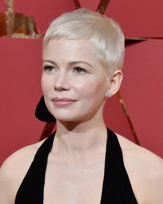 Actress Michelle Williams arrives on the red carpet for the 89th annual Academy Awards at the Dolby Theatre in the Hollywood section of Los Angeles on February 26, 2017.  LAP20170226790 JIMxRUYMEN