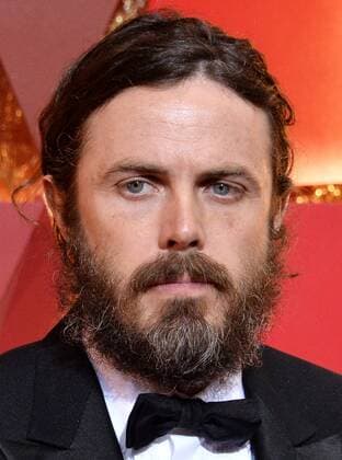 Actor Casey Affleck arrives on the red carpet for the 89th annual Academy Awards at the Dolby Theatre in the Hollywood section of Los Angeles on February 26, 2017.  LAP20170226415 JIMxRUYMEN