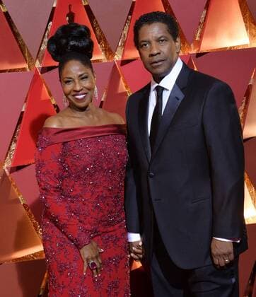 Actors Pauletta Washington and Denzel Washington arrive on the red carpet for the 89th annual Academy Awards at the Dolby Theatre in the Hollywood section of Los Angeles on February 26, 2017.  LAP20170226801 JIMxRUYMEN