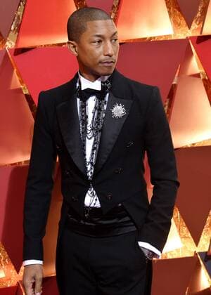 Musician Pharrell Williams arrives on the red carpet for the 89th annual Academy Awards at the Dolby Theatre in the Hollywood section of Los Angeles on February 26, 2017.  LAP20170226075 JIMxRUYMEN