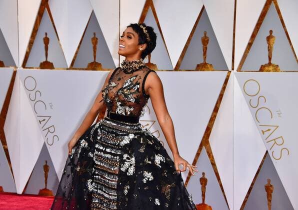 Janelle Monae arrives on the red carpet for the 89th annual Academy Awards at the Dolby Theatre in the Hollywood section of Los Angeles on February 26, 2017.  LAP2017022821 KEVINxDIETSCH