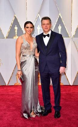 Matt Damon and Luciana Barroso arrive on the red carpet for the 89th annual Academy Awards at the Dolby Theatre in the Hollywood section of Los Angeles on February 26, 2017.  LAP2017022835 KEVINxDIETSCH