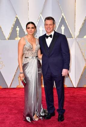 Matt Damon and Luciana Barroso arrive on the red carpet for the 89th annual Academy Awards at the Dolby Theatre in the Hollywood section of Los Angeles on February 26, 2017.  LAP2017022836 KEVINxDIETSCH