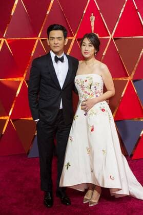 (170227) -- LOS ANGELES, Feb. 26, 2017 -- U.S. actor John Cho (L) and his wife Kerri Higuchi arrive for the red carpet of the 89th Academy Awards at the Dolby Theater in Los Angeles, the United States, on Feb. 26, 2017. )(gj) U.S.-LOS ANGELES-OSCAR-RED CARPET YangxLei 