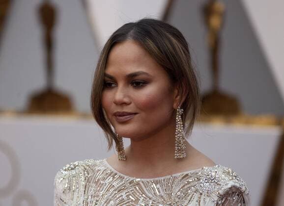 February 26, 2017 - Hollywood, California, U.S. - CHRISSY TEIGEN during red carpet arrivals for the 89th Academy Awards ceremony. Los Angeles U.S.  - ZUMARS A 20170226_mda_a60_282 Copyright: xArmandoxArorizox