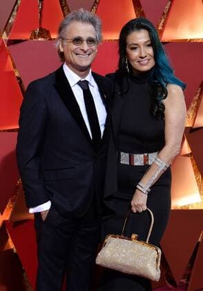 Sound editor Mark Mangini (L) and Ann Mangini arrive on the red carpet for the 89th annual Academy Awards at the Dolby Theatre in the Hollywood section of Los Angeles on February 26, 2017.  LAP20170226490 JIMxRUYMEN