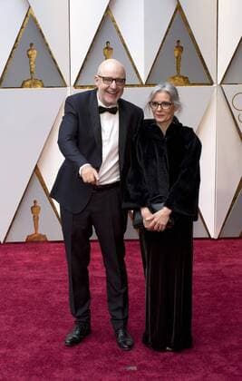 Juanjo Gimenez (L) and his wife (R) arrive to the red carpet during the 89th academy awards at the Dolby Theatre in Hollywood, California, USA, 26 February 2017. The Oscars are presented for outstanding individual or collective efforts in 24 categories in filmmaking. Press Room - 89th Academy Awards !ACHTUNG: NUR REDAKTIONELLE NUTZUNG!  Copyright: xArmandoxArorizox 20170227-636237790076802825