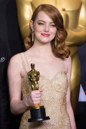 OSCARS. Beste Hauptdarstellerin. Preisträgerinnen 2011-2020 February 26, 2017 - Hollywood, California, USA - Emma Stone poses in the press room during the 89th Annual Academy Awards at Loews Hollywood Hotel on February 26, 2017 in Hollywood, California. Photo Tony Lowe Globephotos Hollywood USA - ZUMAg198 20170226_zaa_g198_083 Copyright: xALowex