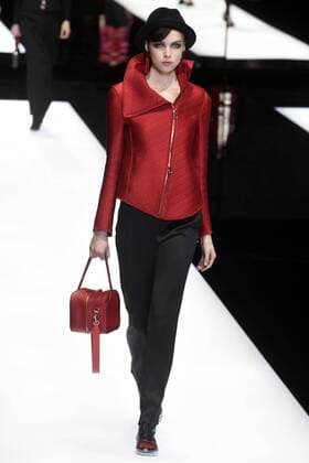Milan woman s Fashion Week Fall Winter 2017 2018 Giorgio Armani Fashion Show Pictured  Copyright: xSimonaxChiocciax xIPAx xFotosickix