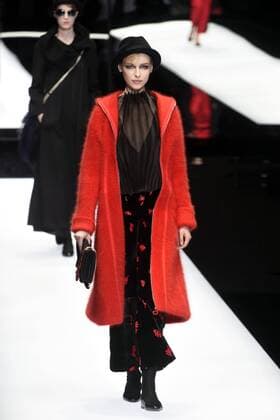 Milan woman s Fashion Week Fall Winter 2017 2018 Giorgio Armani Fashion Show Pictured  Copyright: xSimonaxChiocciax xIPAx xFotosickix