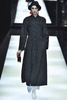 Mailand Fashion Week - Giorgio Armani . 27 02 2017. Milan, Italy. Giorgio Armani show at Milan Fashion Week for Autumn Winter 2017.  xi-Imagesx IIM-14521-0003