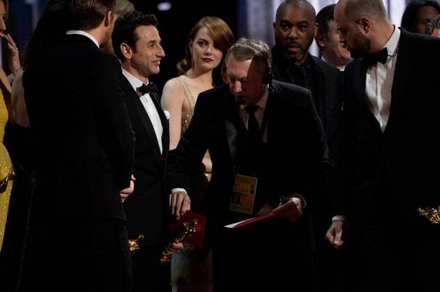 Feb 26, 2017 - Hollywood, California, U.S. - Producers onstage correcting the mix-up regarding Best Picture during The 89th Oscars at the Dolby Theatre in Hollywood, CA on Sunday, February 26, 2017. Hollywood U.S. - ZUMAz03_ 20170226_sho_z03_776 Copyright: xPhilxMcCarten.x
