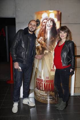 Karim Rissouli et sa femme enceinte CELEBRITES : Avant Premiere Monsieur et Madame Adelman - Paris - 27 02 2017 GwendolineLeGoff Panoramic 