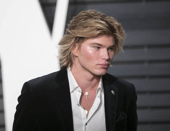 February 27, 2017 - Beverly Hills, California, U.S - Jordan Barrett on the red carpet at the 2017 Vanity Fair Oscar Party held at the Wallis Annenberg Center in Beverly Hills, California, Sunday February 26, 2017. JAVIER ROJAS PI Beverly Hills U.S. - ZUMAp124 20170227_zaa_p124_112 Copyright: xPrensaxInternacionalx