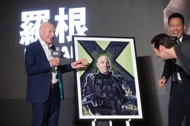 TAIPEI, CHINA - FEBRUARY 28: English actor Patrick Stewart (L), Australian actor and singer Hugh Jackman attend the press conference of American director James Mangold s film Logan on February 28, 2017 in Taipei, Taiwan of China.  Copyright: xVCGx CFP500759158