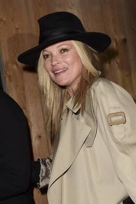 Kate Moss - Ankunft Modenschau Yves St Laurent - Paris - 28 02 2017 JBAutissier Panoramic 