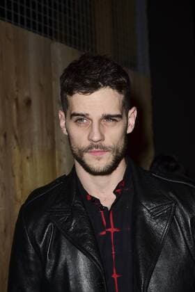 Kevin Mishel - Ankunft Modenschau Yves St Laurent - Paris - 28 02 2017 JBAutissier Panoramic 