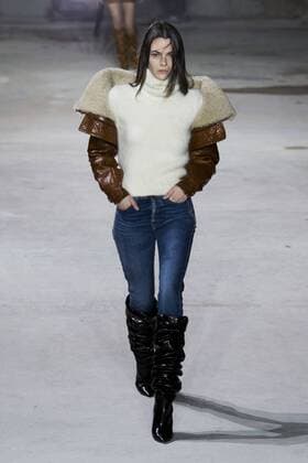 215948 Marineau Starface 2017-02-28 Paris France Paris Fashion Week. Défilé PAP Automne-hiver 2017. Saint Laurent. Saint Laurent , autumn-winter 2017 Paris, France Paris fashion week. Parade ready to wear fall winter 2017. Editorial use only _sans_perso  Copyright: xMarineaux STAR_215948_011