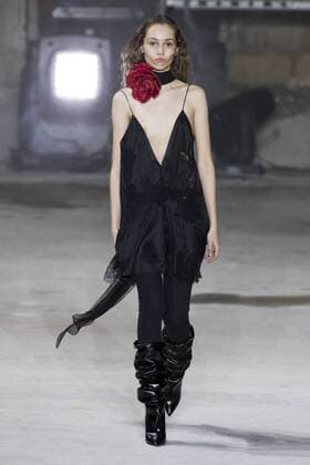 215948 Marineau Starface 2017-02-28 Paris France Paris Fashion Week. Défilé PAP Automne-hiver 2017. Saint Laurent. Saint Laurent , autumn-winter 2017 Paris, France Paris fashion week. Parade ready to wear fall winter 2017. Editorial use only _sans_perso  Copyright: xMarineaux STAR_215948_025