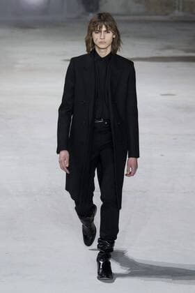 215948 Marineau Starface 2017-02-28 Paris France Paris Fashion Week. Défilé PAP Automne-hiver 2017. Saint Laurent. Saint Laurent , autumn-winter 2017 Paris, France Paris fashion week. Parade ready to wear fall winter 2017. Editorial use only _sans_perso  Copyright: xMarineaux STAR_215948_033