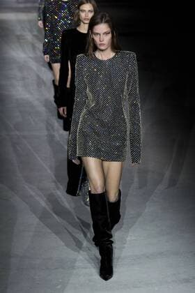 215948 Marineau Starface 2017-02-28 Paris France Paris Fashion Week. Défilé PAP Automne-hiver 2017. Saint Laurent. Saint Laurent , autumn-winter 2017 Paris, France Paris fashion week. Parade ready to wear fall winter 2017. Editorial use only _sans_perso  Copyright: xMarineaux STAR_215948_076