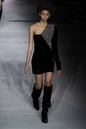 215948 Marineau Starface 2017-02-28 Paris France Paris Fashion Week. Défilé PAP Automne-hiver 2017. Saint Laurent. Saint Laurent , autumn-winter 2017 Paris, France Paris fashion week. Parade ready to wear fall winter 2017. Editorial use only _sans_perso  Copyright: xMarineaux STAR_215948_083
