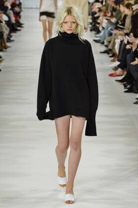 215960 Marineau Starface 2017-03-01 Paris France Paris Fashion Week. Defile PAP Automne-hiver 2017. Maison Margiela. Maison Margiela , autumn-winter 2017Paris, France Paris Fashion Week. Parade PAP Fall-Winter 2017. Maison Margiela. _sans_perso  Copyright: xMarineaux STAR_215960_004