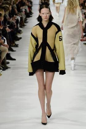 Bilder des Tages 215960 Marineau Starface 2017-03-01 Paris France Paris Fashion Week. Defile PAP Automne-hiver 2017. Maison Margiela. Maison Margiela , autumn-winter 2017Paris, France Paris Fashion Week. Parade PAP Fall-Winter 2017. Maison Margiela. _sans_perso  Copyright: xMarineaux STAR_215960_011